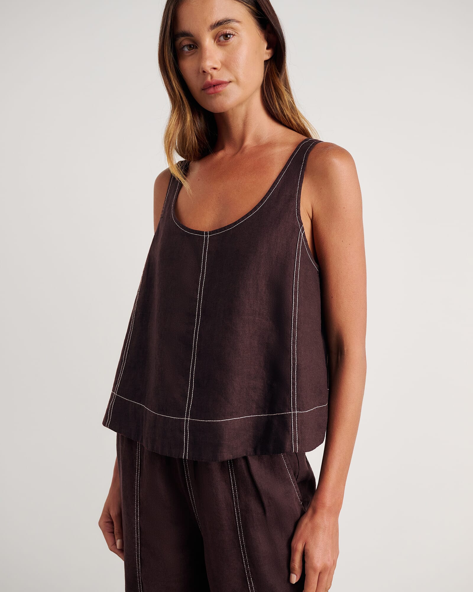 JAG sabine linen scoop cami darkchocolate