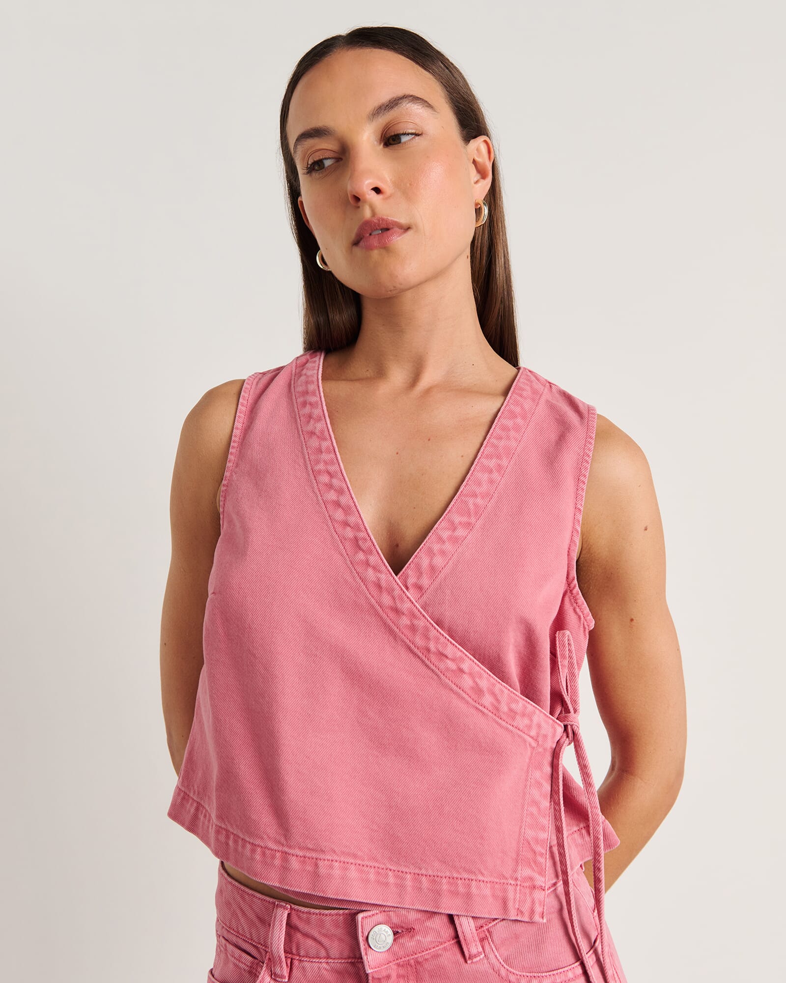 Loe Wrap Top