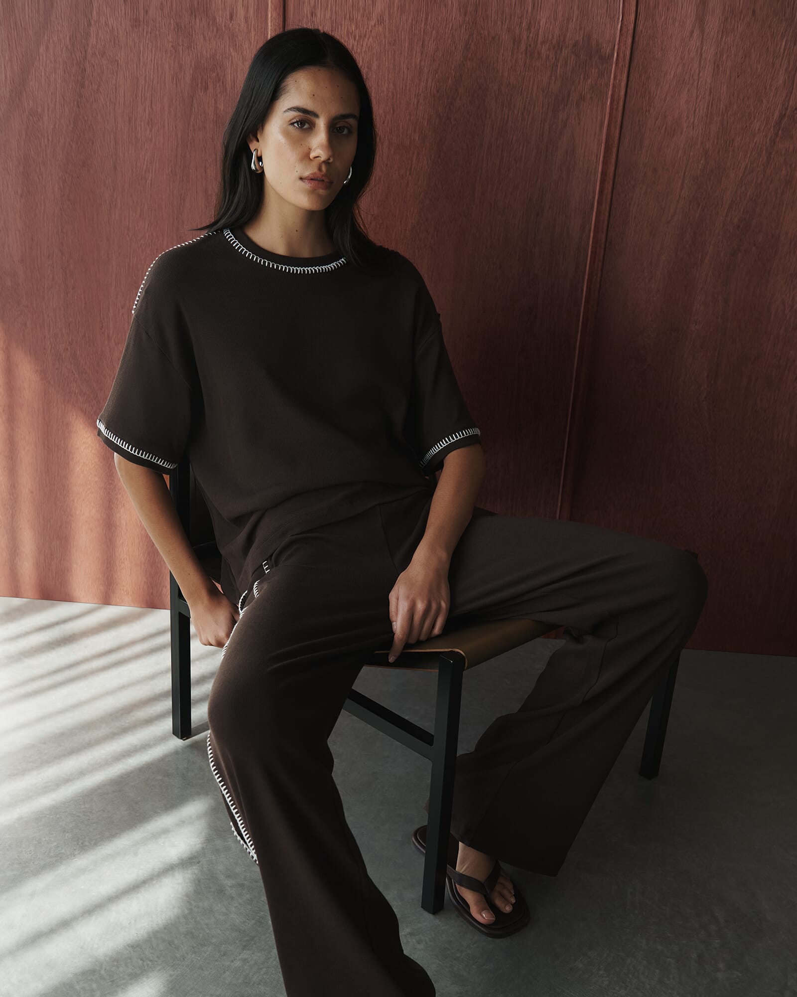JAG celina blanket stitch tee darkchocolate