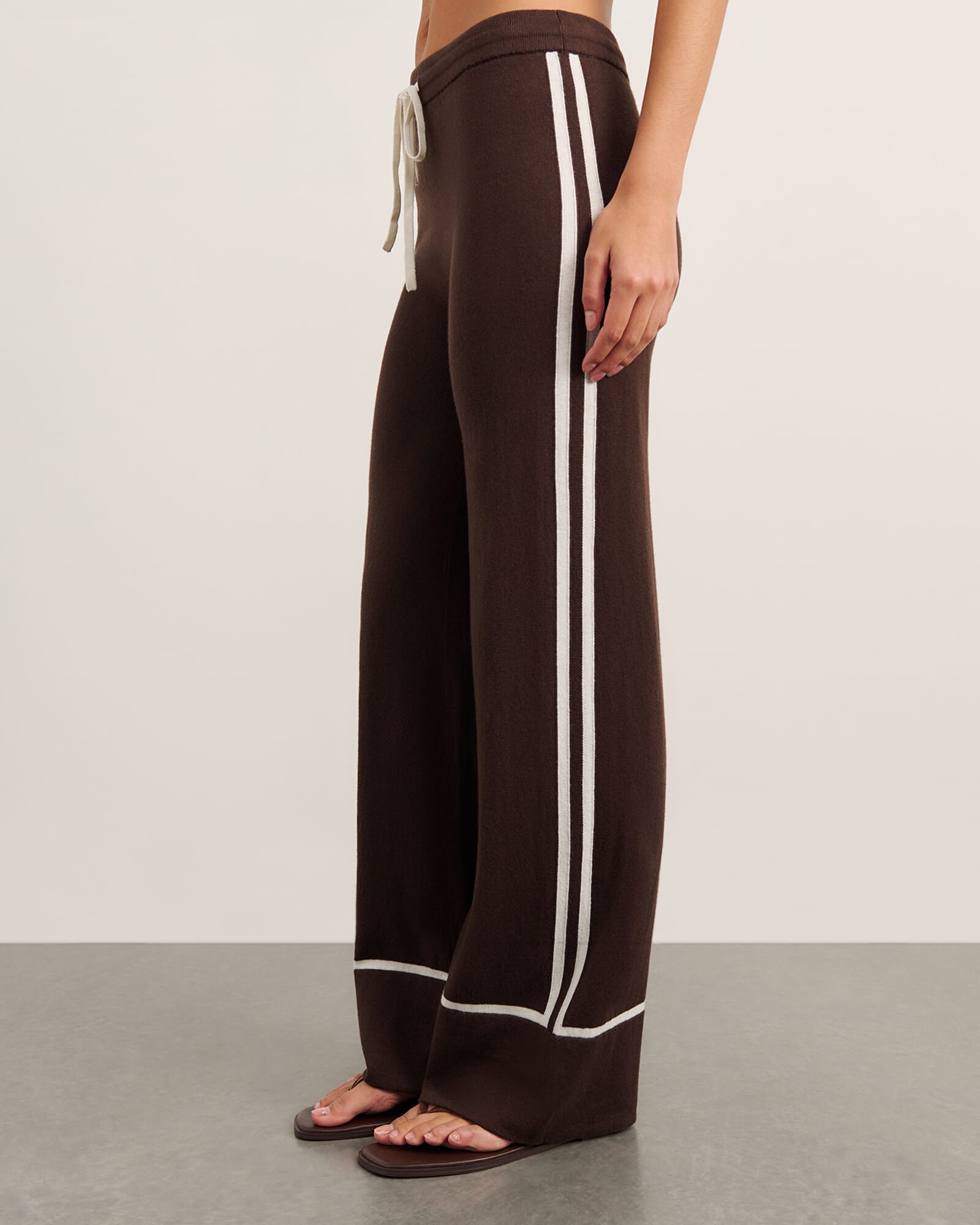 JAG orla contrast knit pant darkchocolate
