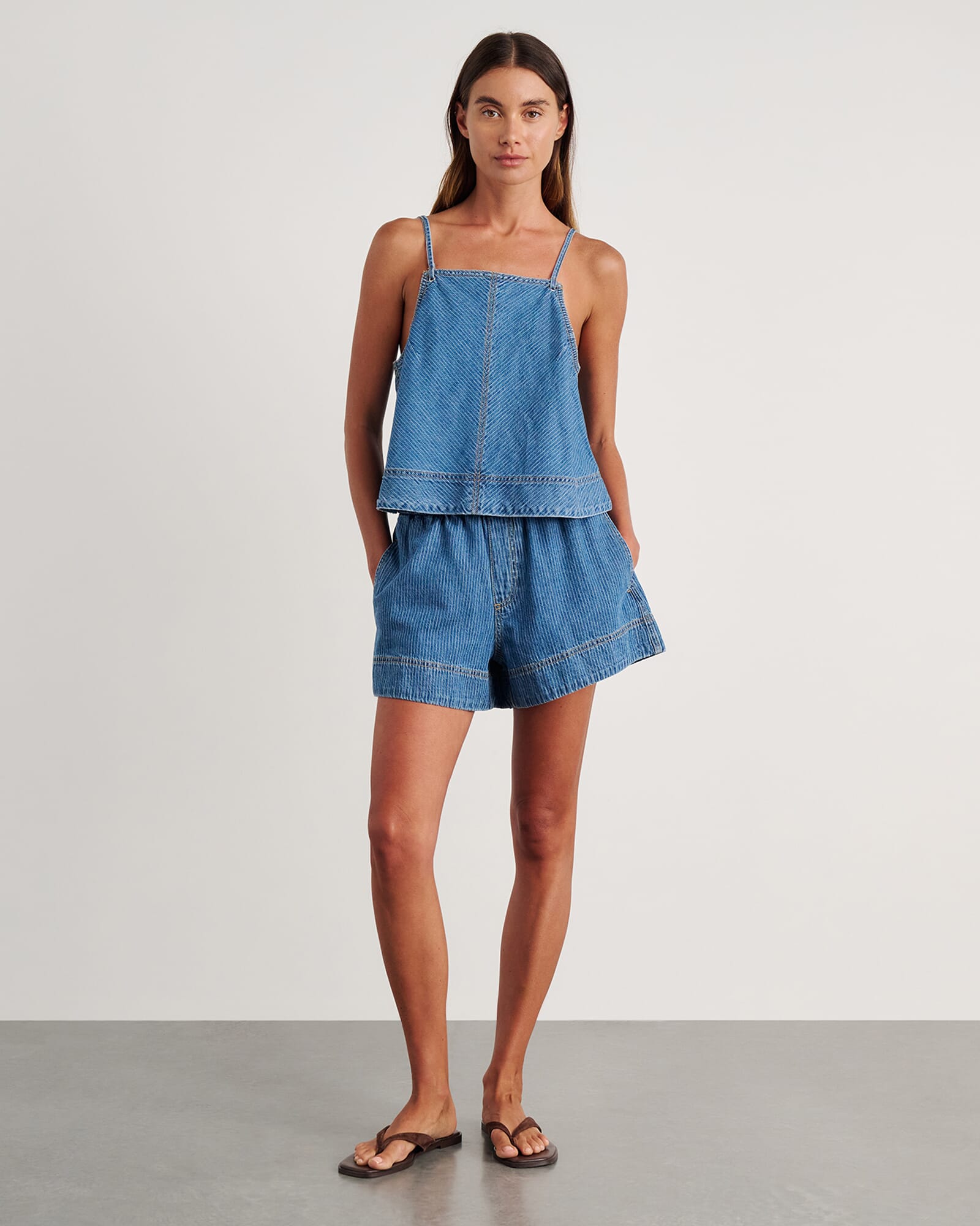 JAG loe pull on short bluewhite