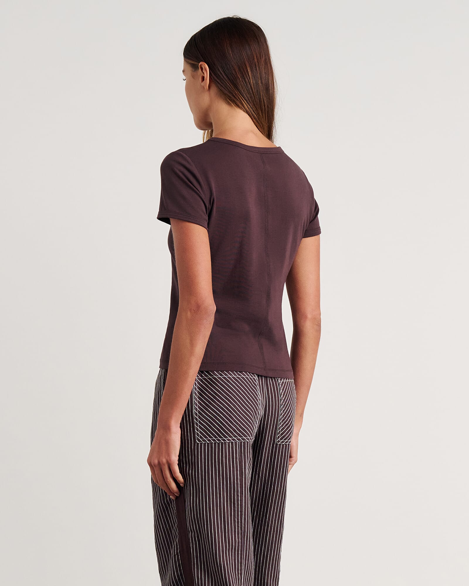 JAG dakotah baby tee darkchocolate