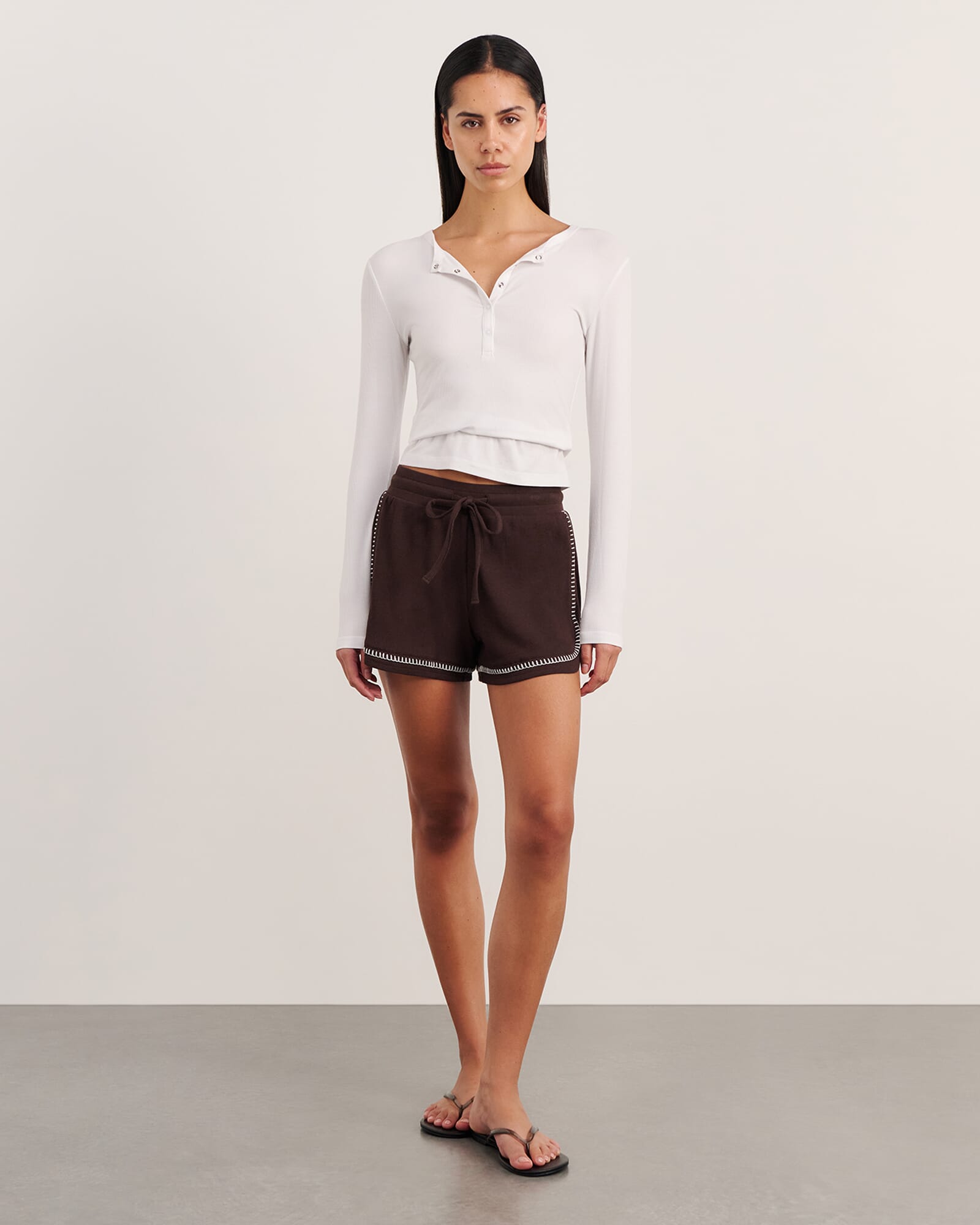 JAG celina blanket stitch short darkchocolate