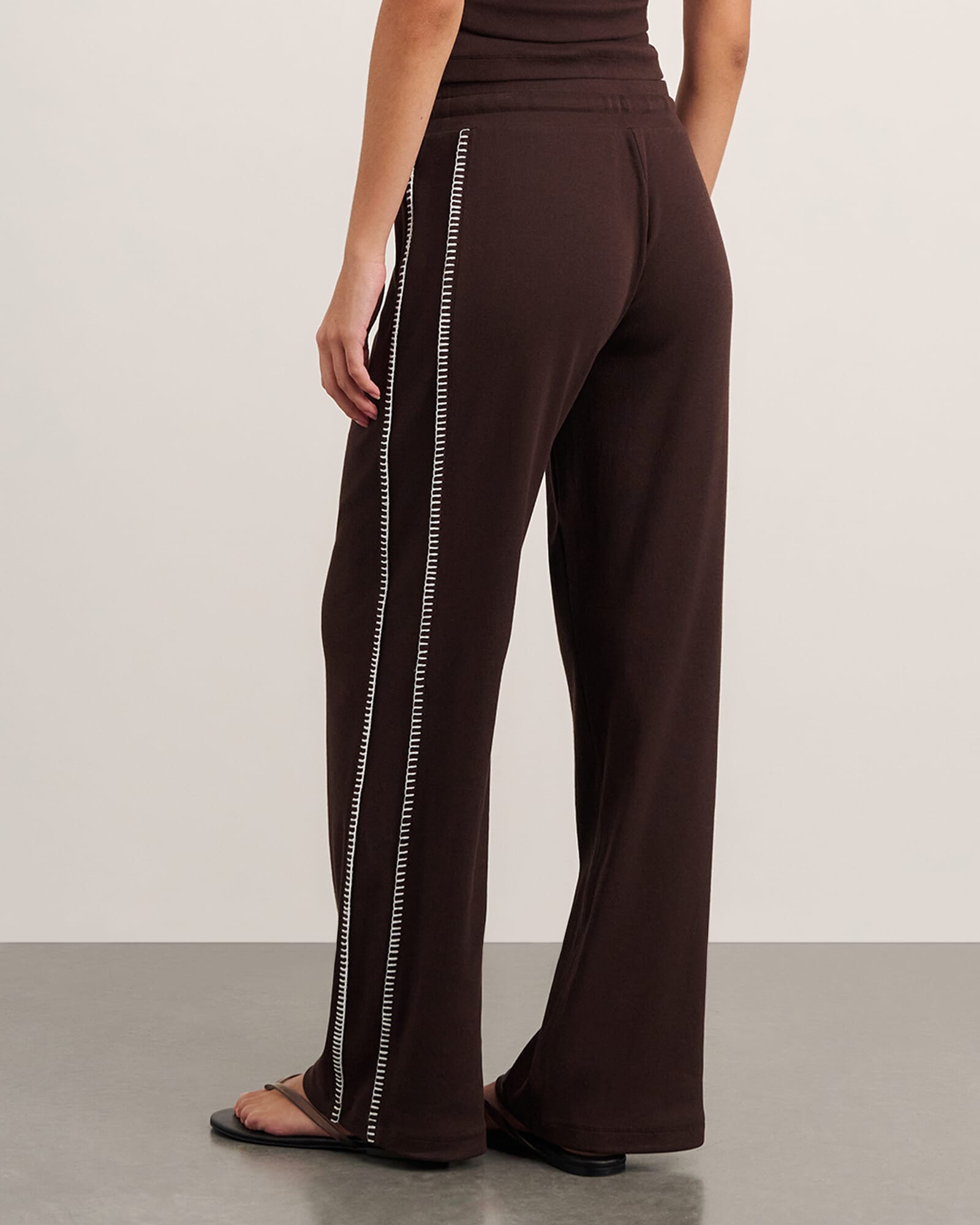 JAG celina blanket stitch pant darkchocolate