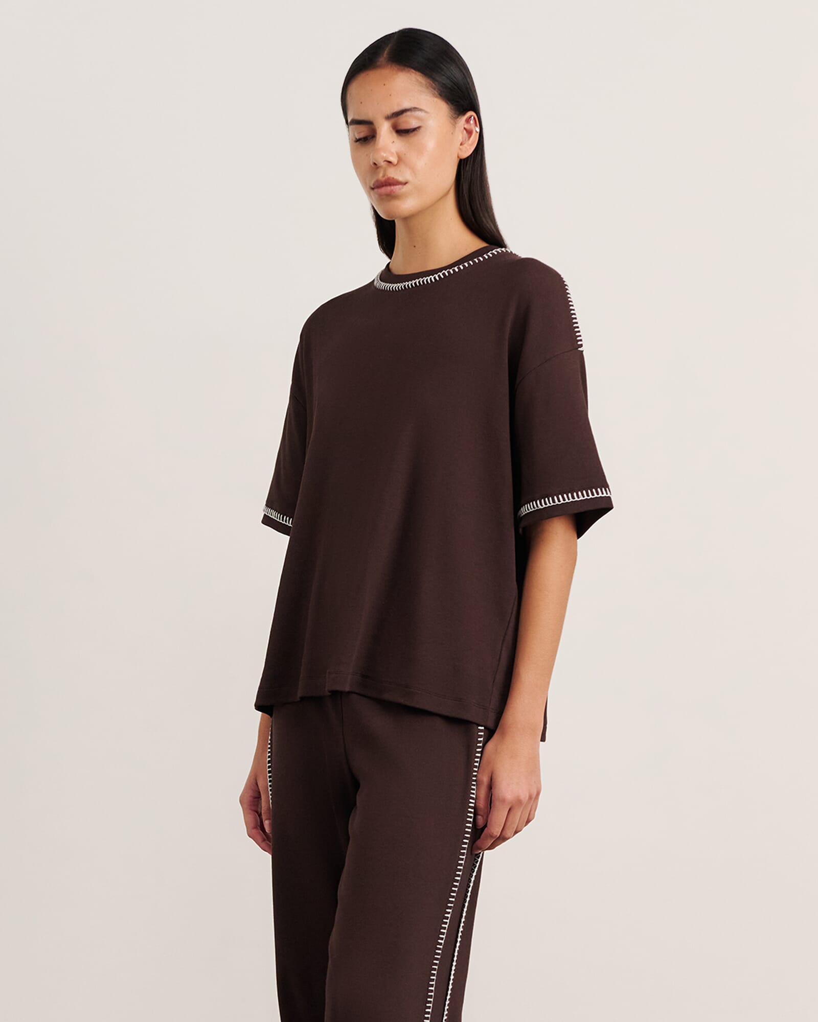 JAG celina blanket stitch tee darkchocolate
