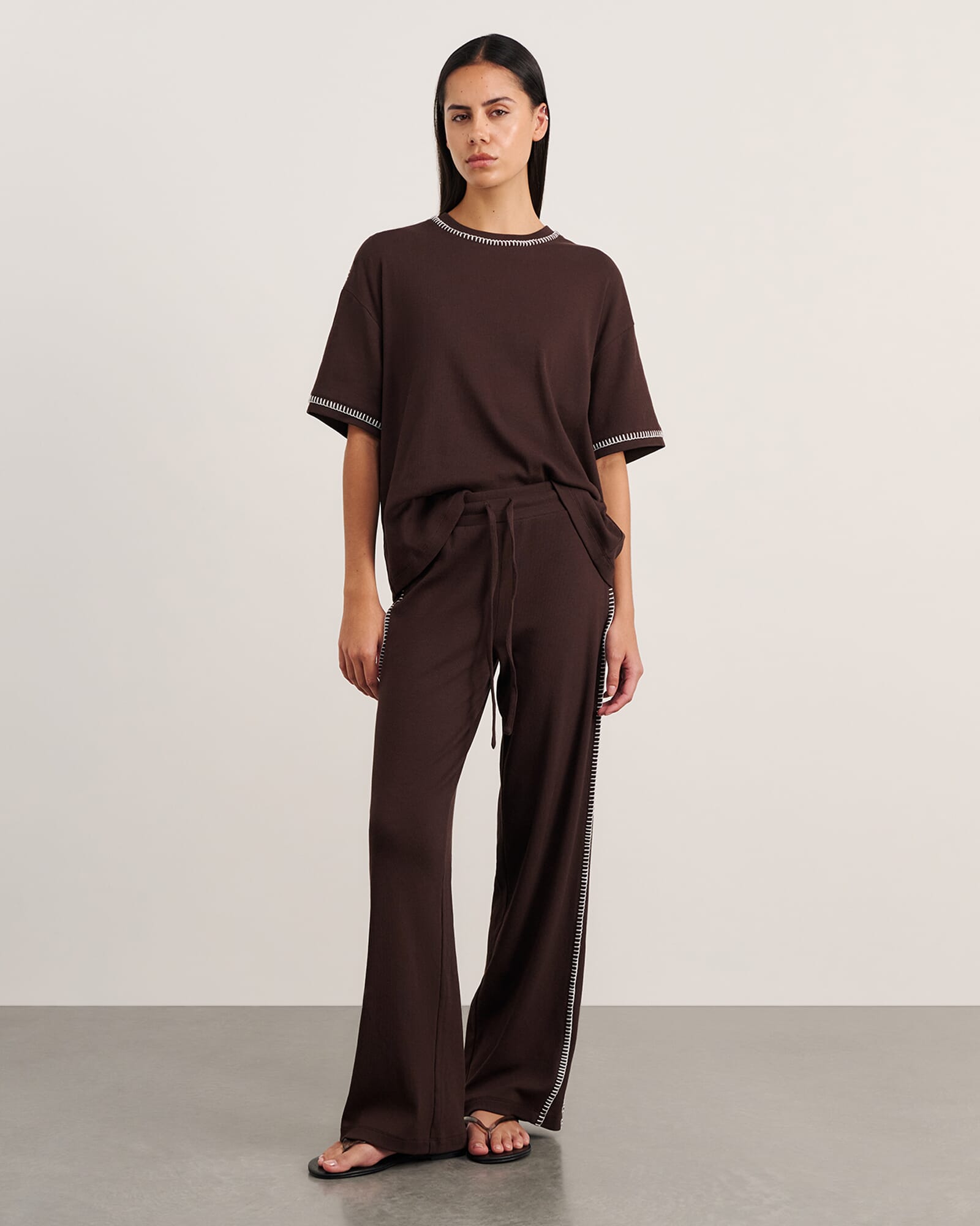JAG celina blanket stitch tee darkchocolate